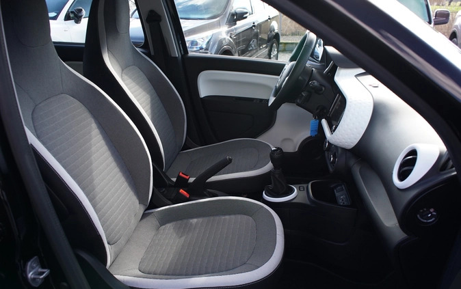 Renault Twingo cena 48900 przebieg: 6100, rok produkcji 2023 z Sieniawa małe 79